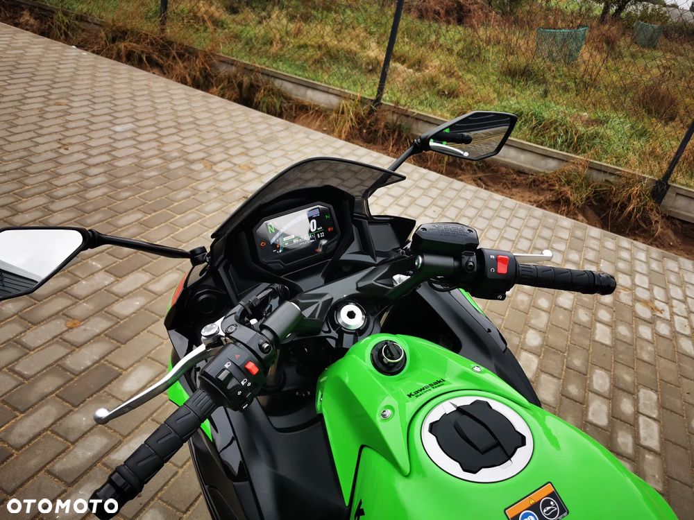 Kawasaki Ninja - 15
