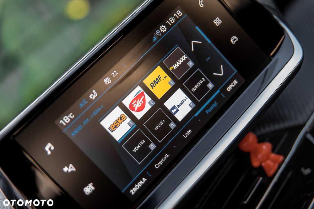 Peugeot 2008 1.2 PureTech Allure Pack S&S - 20