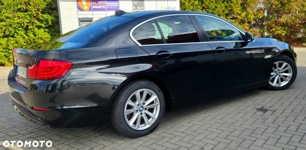 BMW Seria 5 525d - 10