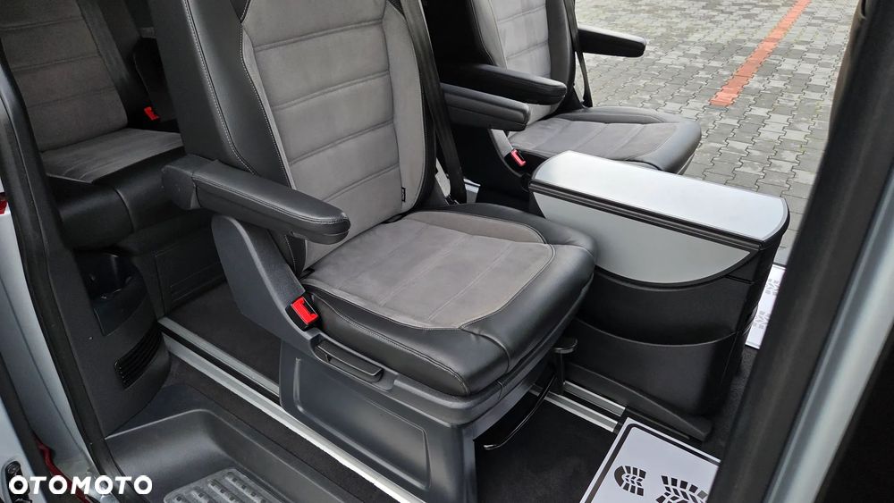 Volkswagen Multivan 6.1 2.0 TDI L1 Highline 4Motion DSG - 25