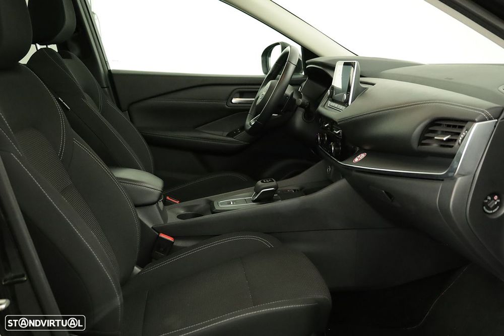 Nissan Qashqai 1.3 DIG-T Acenta Xtronic - 19