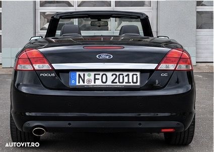 Ford Focus 1.6 16V Trend - 13