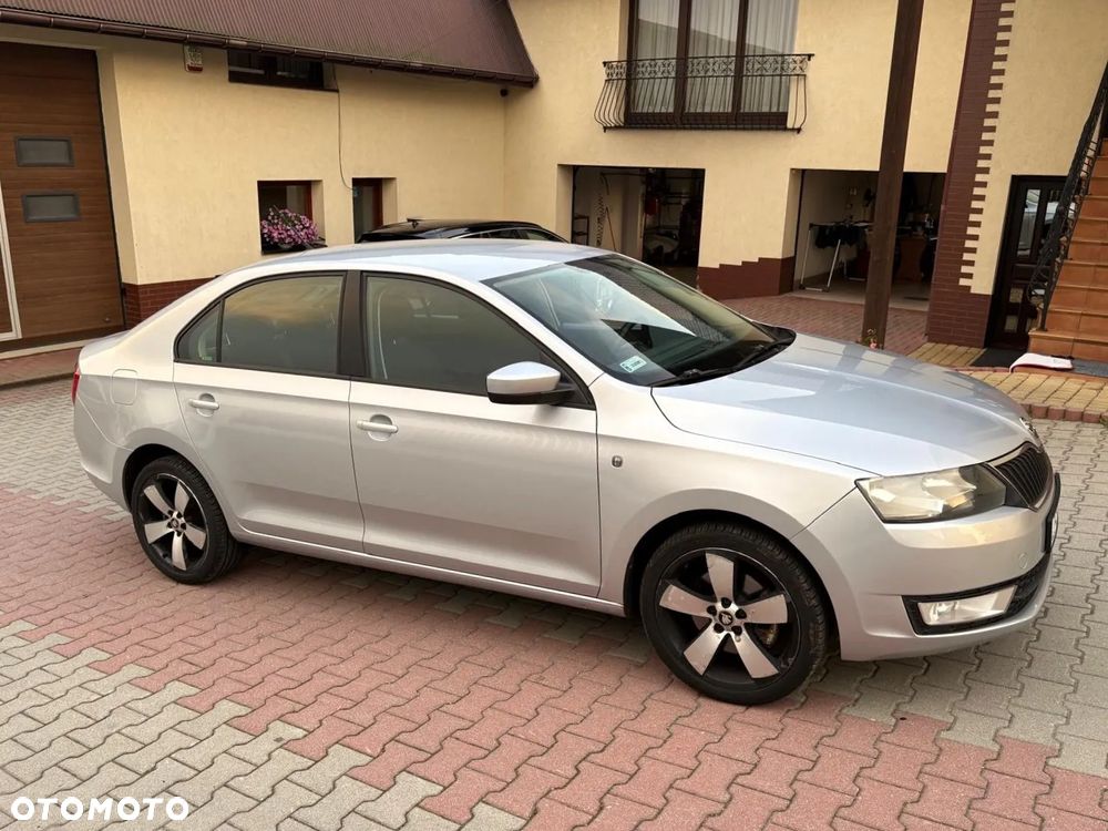 Skoda RAPID 1.6 TDI DPF Ambition - 8