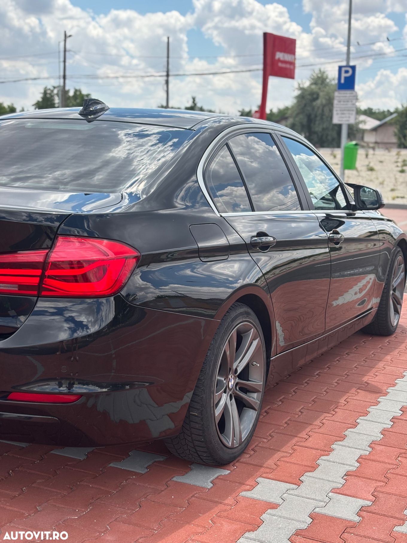 BMW Seria 3 316d Touring Aut. Sport Line - 7