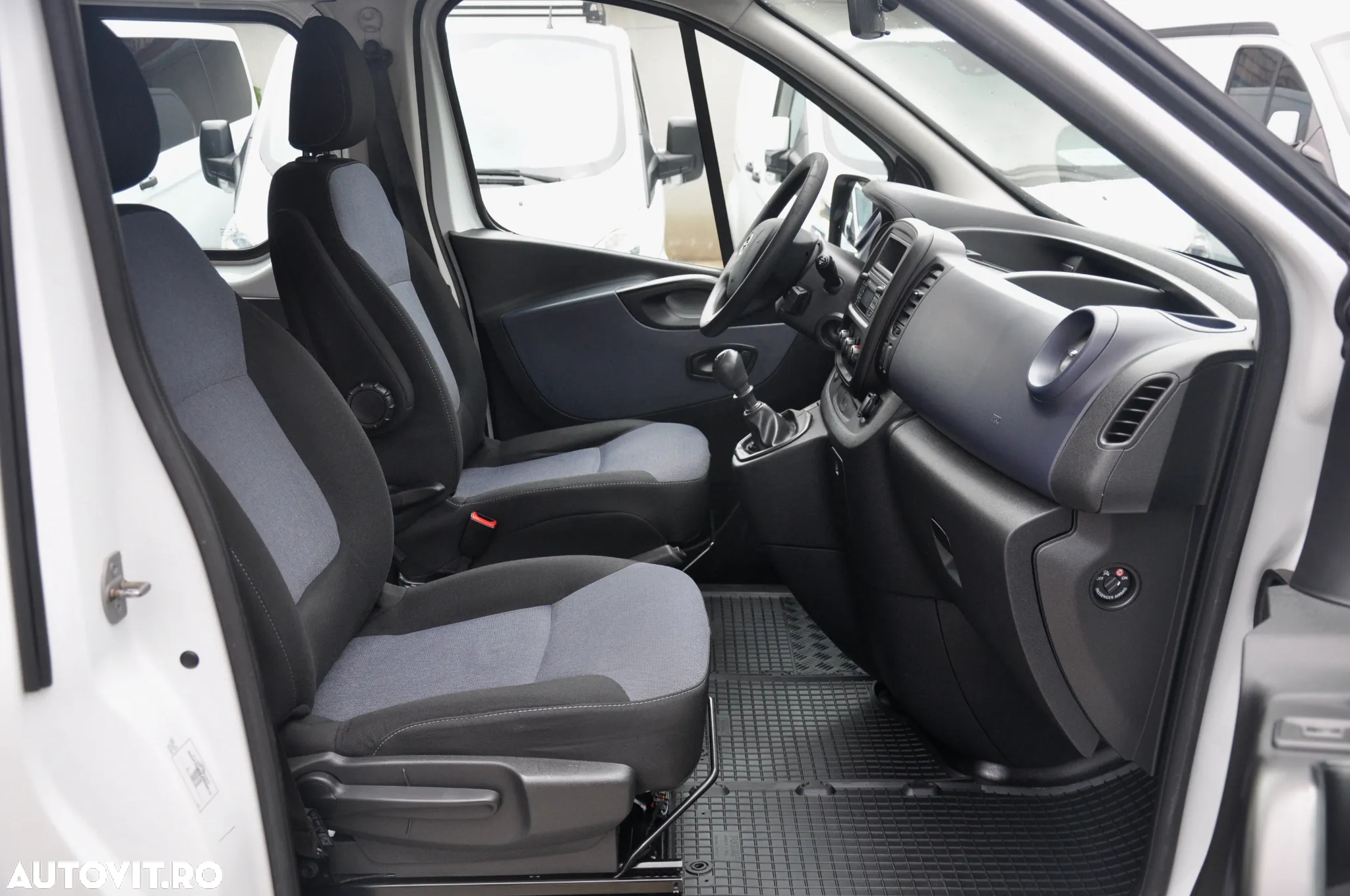 Opel Opel Vivaro Doka 5 Locuri - 13