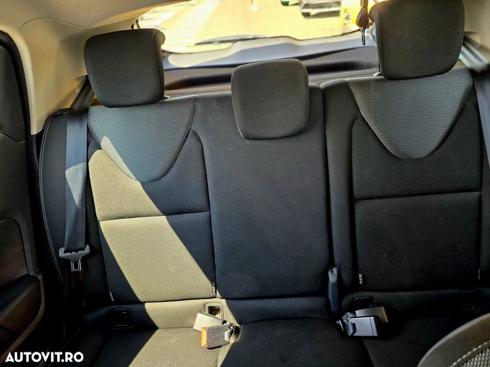 Renault Clio IV 0.9 Energy TCe Zen - 10