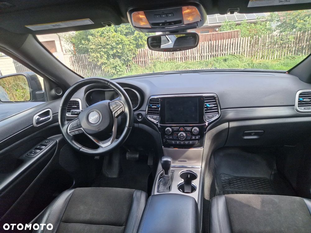 Jeep Grand Cherokee 3.6 V6 Laredo - 24