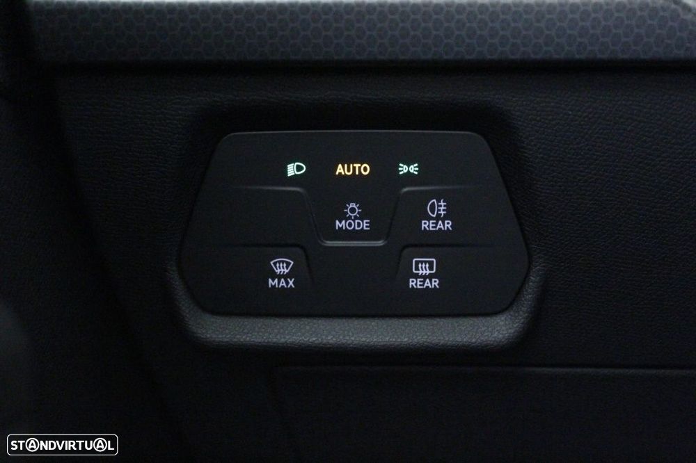 SEAT Leon ST 1.0 TSI Style - 27