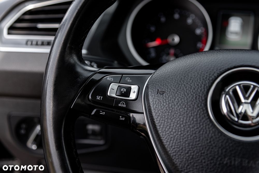 Volkswagen Tiguan 2.0 TSI 4Motion DSG Sport & Style - 26