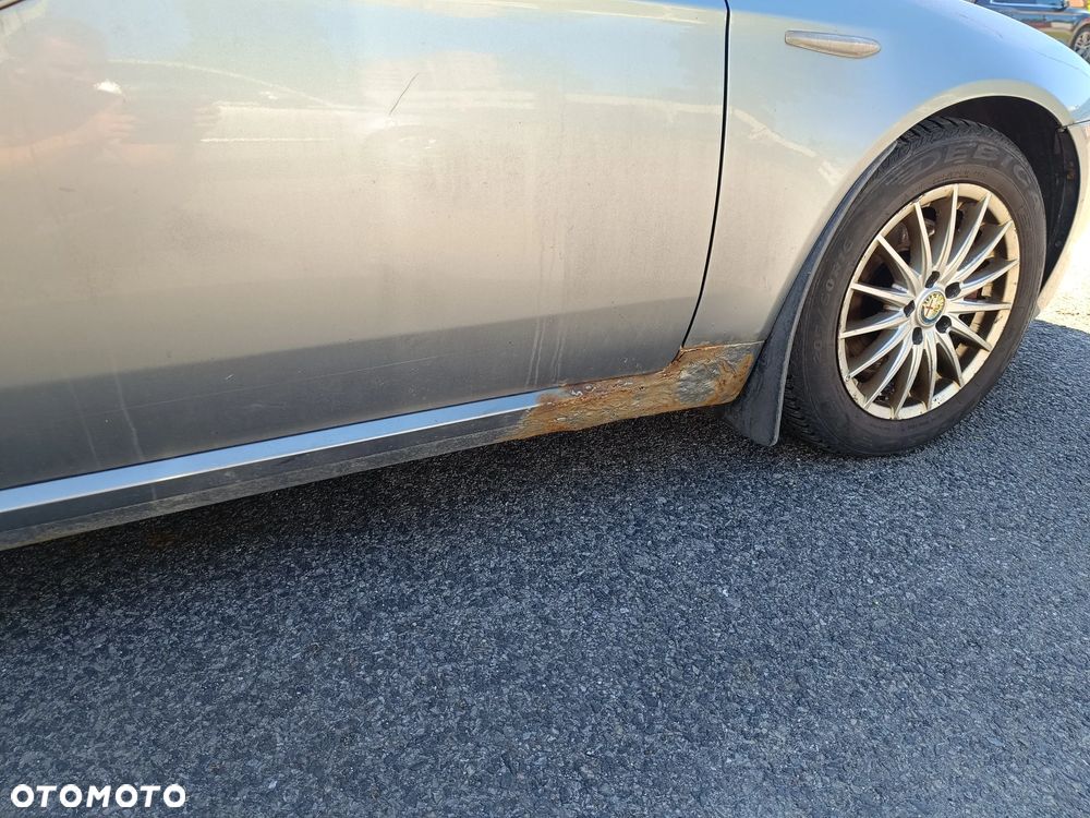 Alfa Romeo 159 1.9JTDM ti - 8
