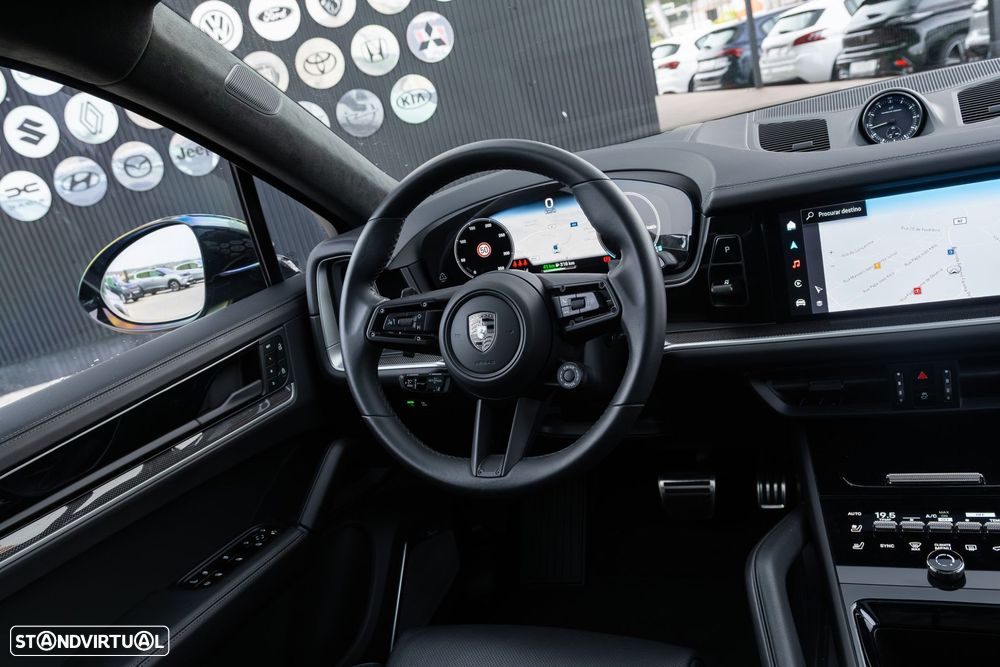 Porsche Cayenne Coupé Turbo E-Hybrid - 36