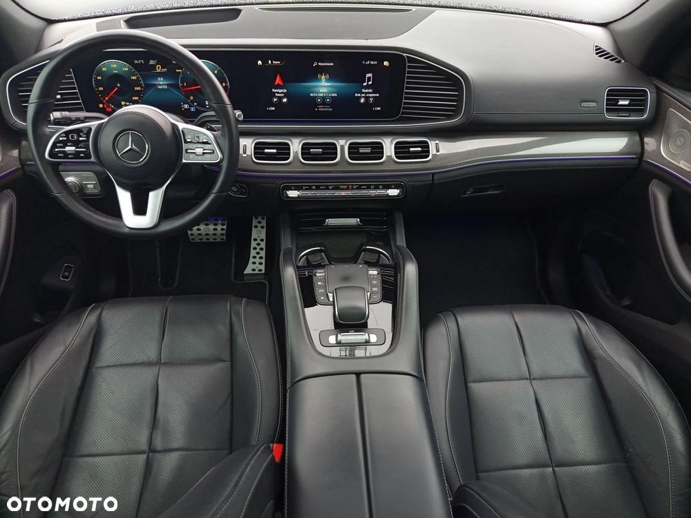 Mercedes-Benz GLS - 18