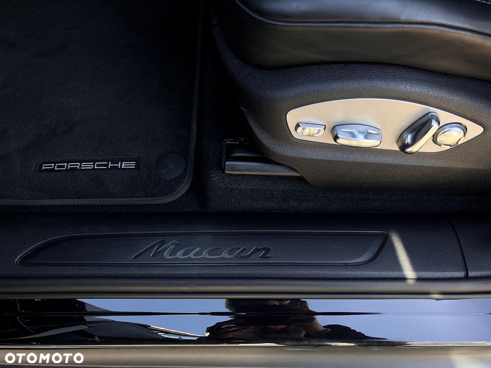 Porsche Macan - 18