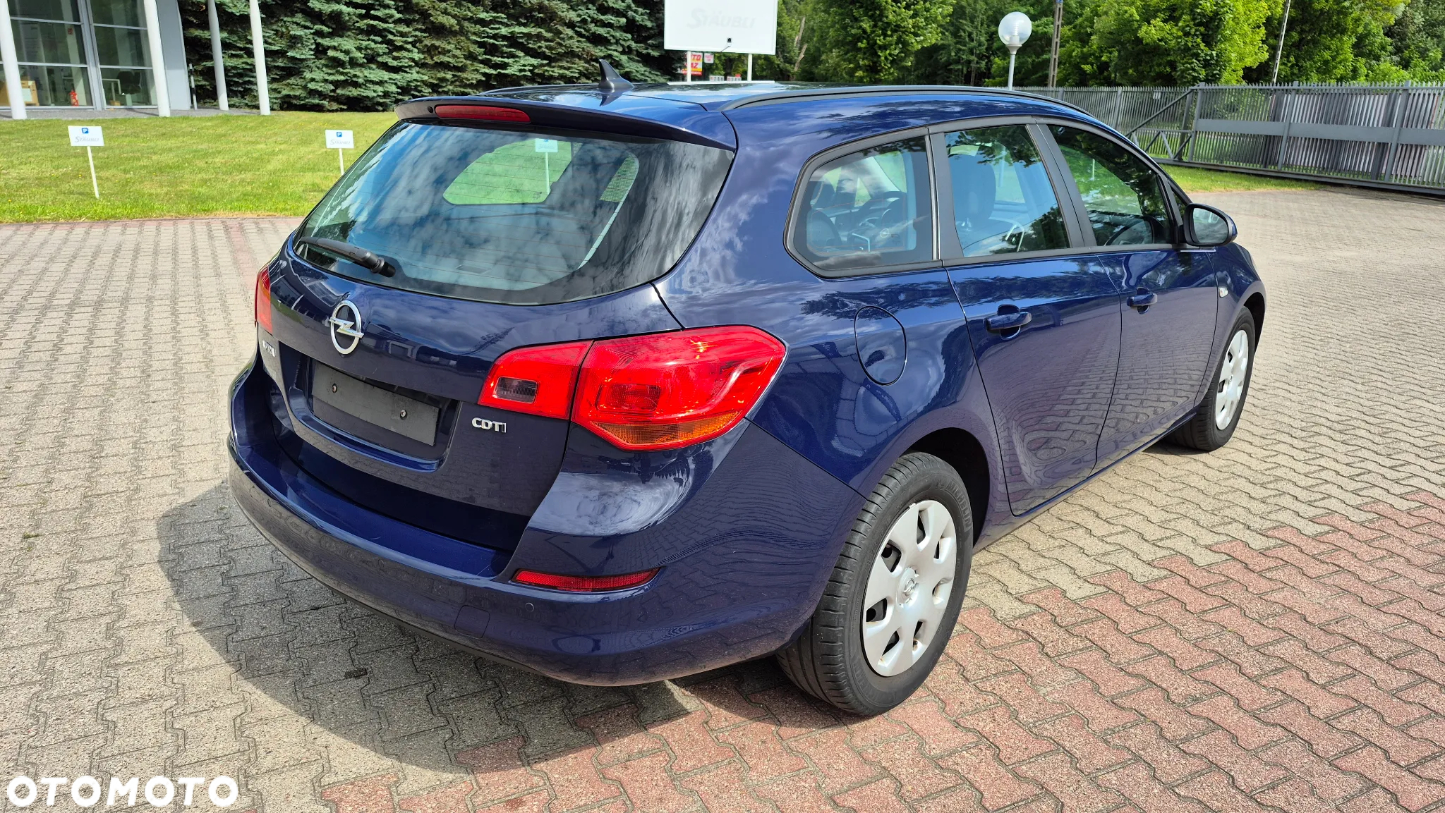 Opel Astra 1.7 CDTI DPF Color Edition - 8