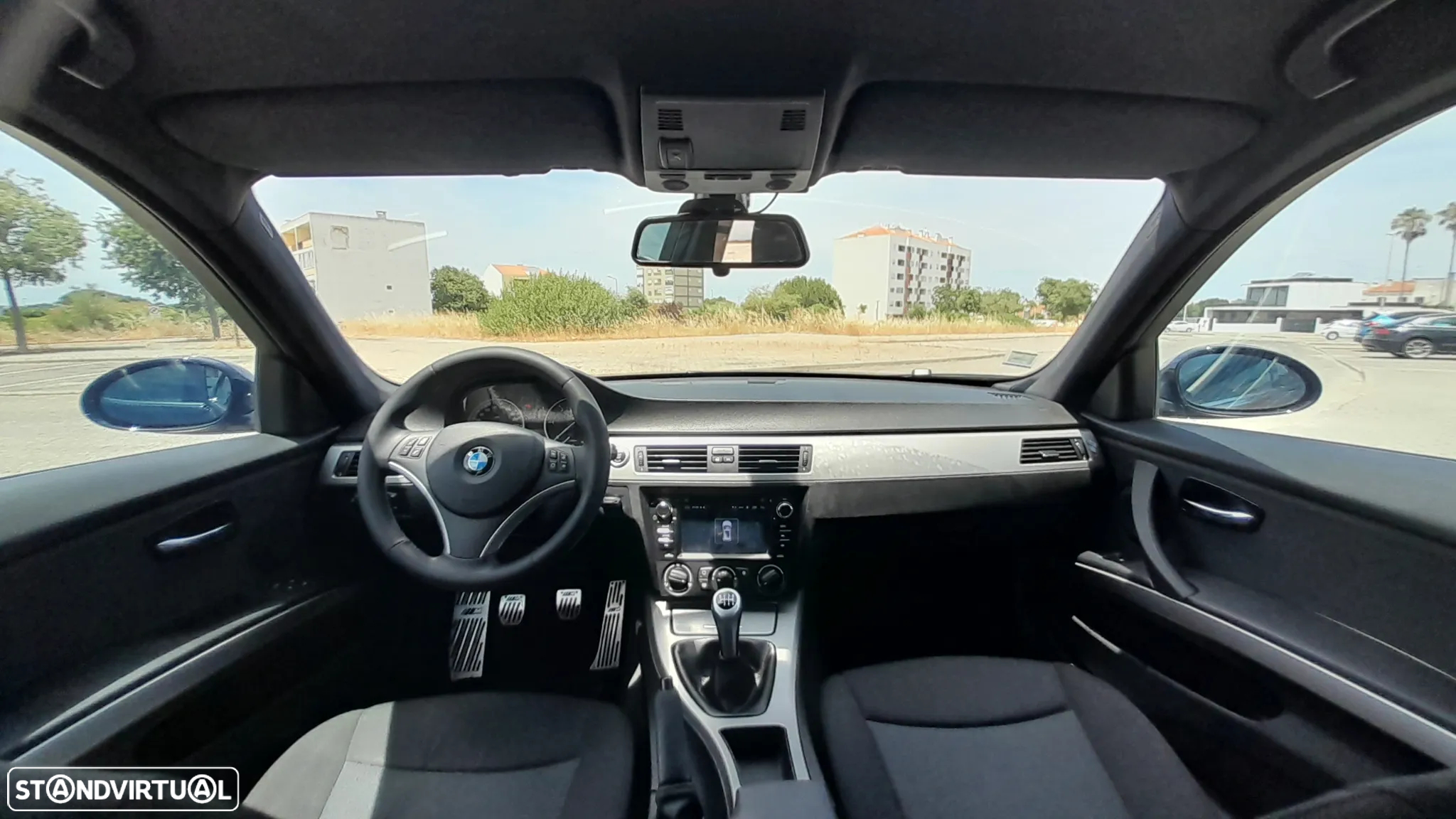 BMW 320 d Sport - 11
