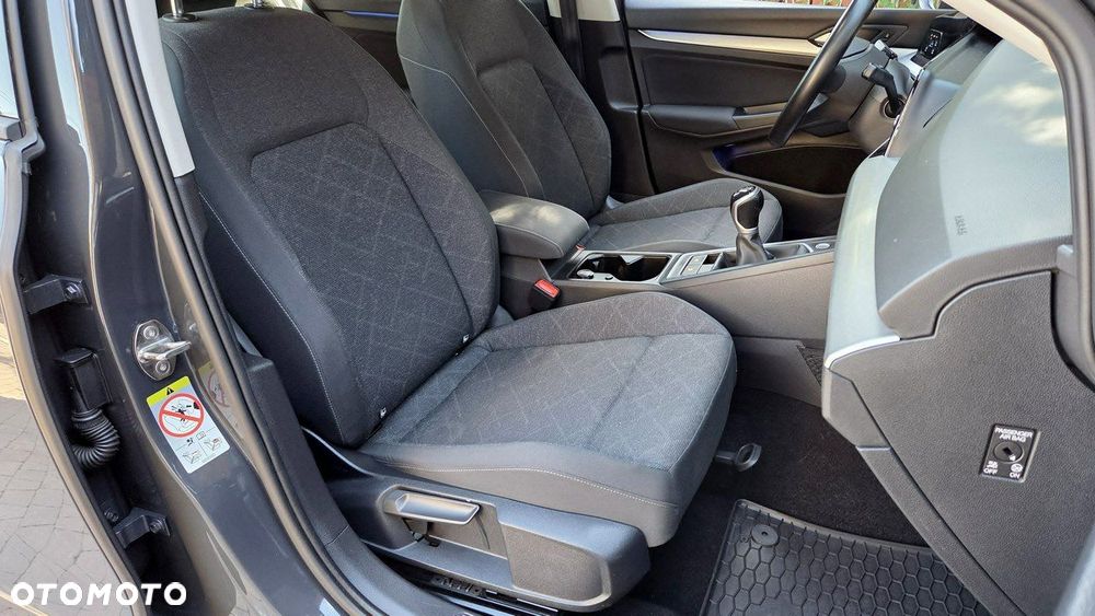 Volkswagen Golf - 17