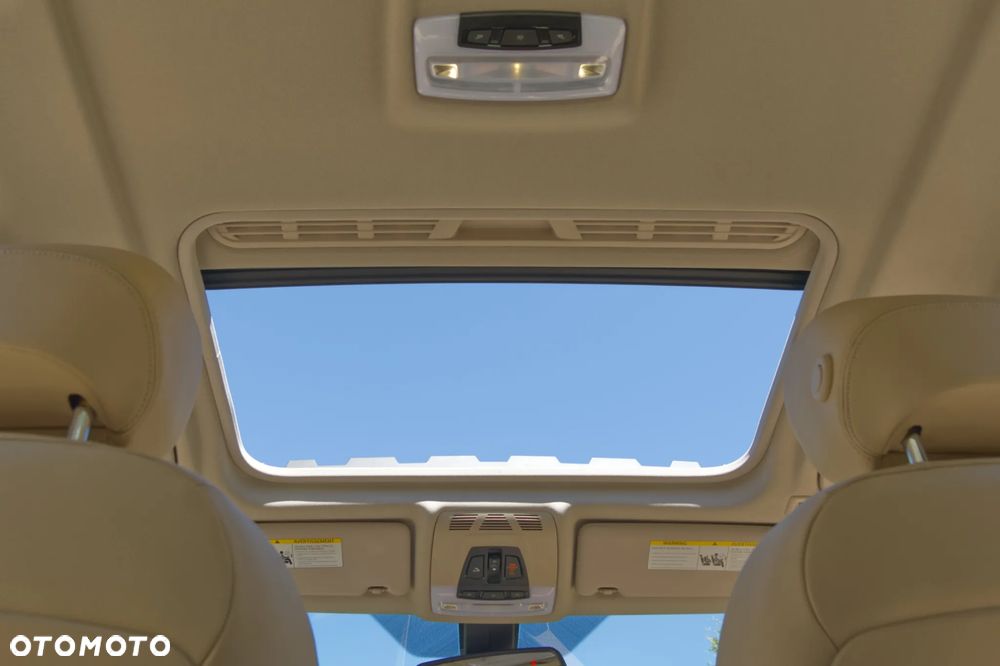 BMW Seria 3 328i - 11