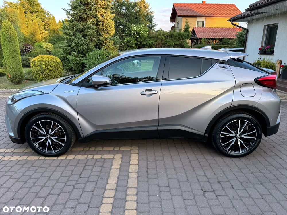 Toyota C-HR Lounge - 10