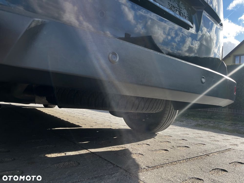 Ford Tourneo Connect Grand - 14