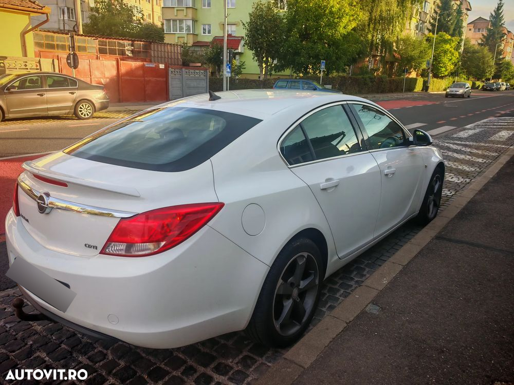 Opel Insignia 2.0 CDTI - 7