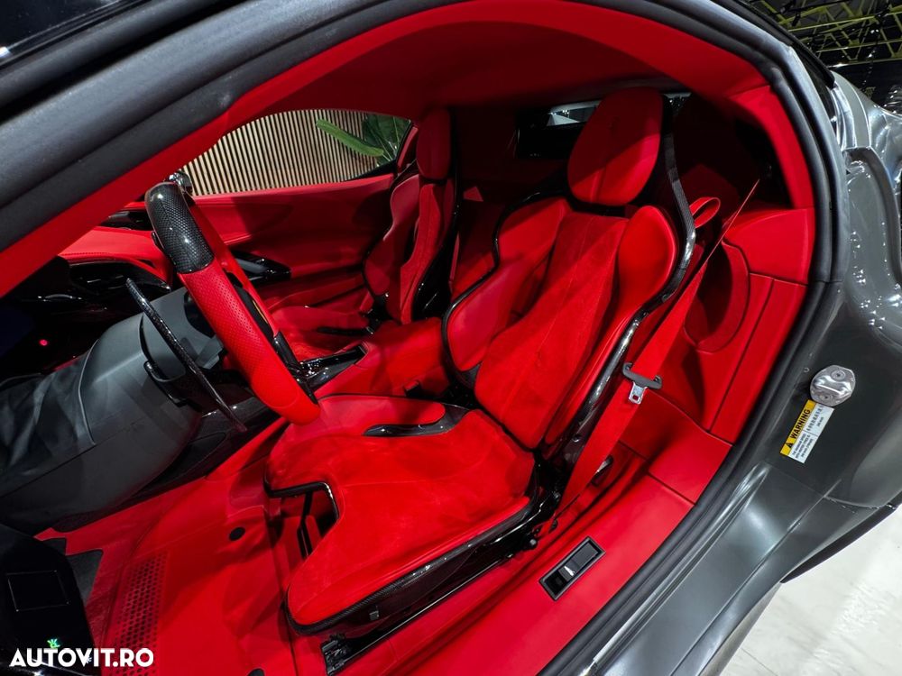 Ferrari SF90 Stradale - 12