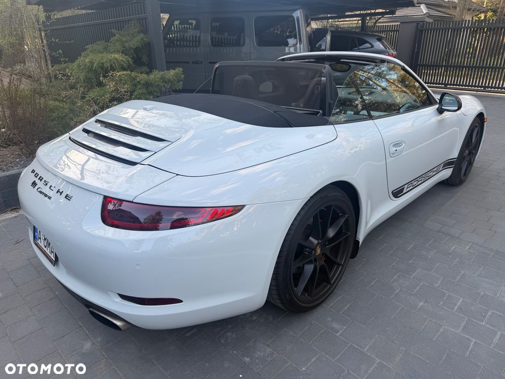 Porsche 911 Carrera PDK Black Edition - 16