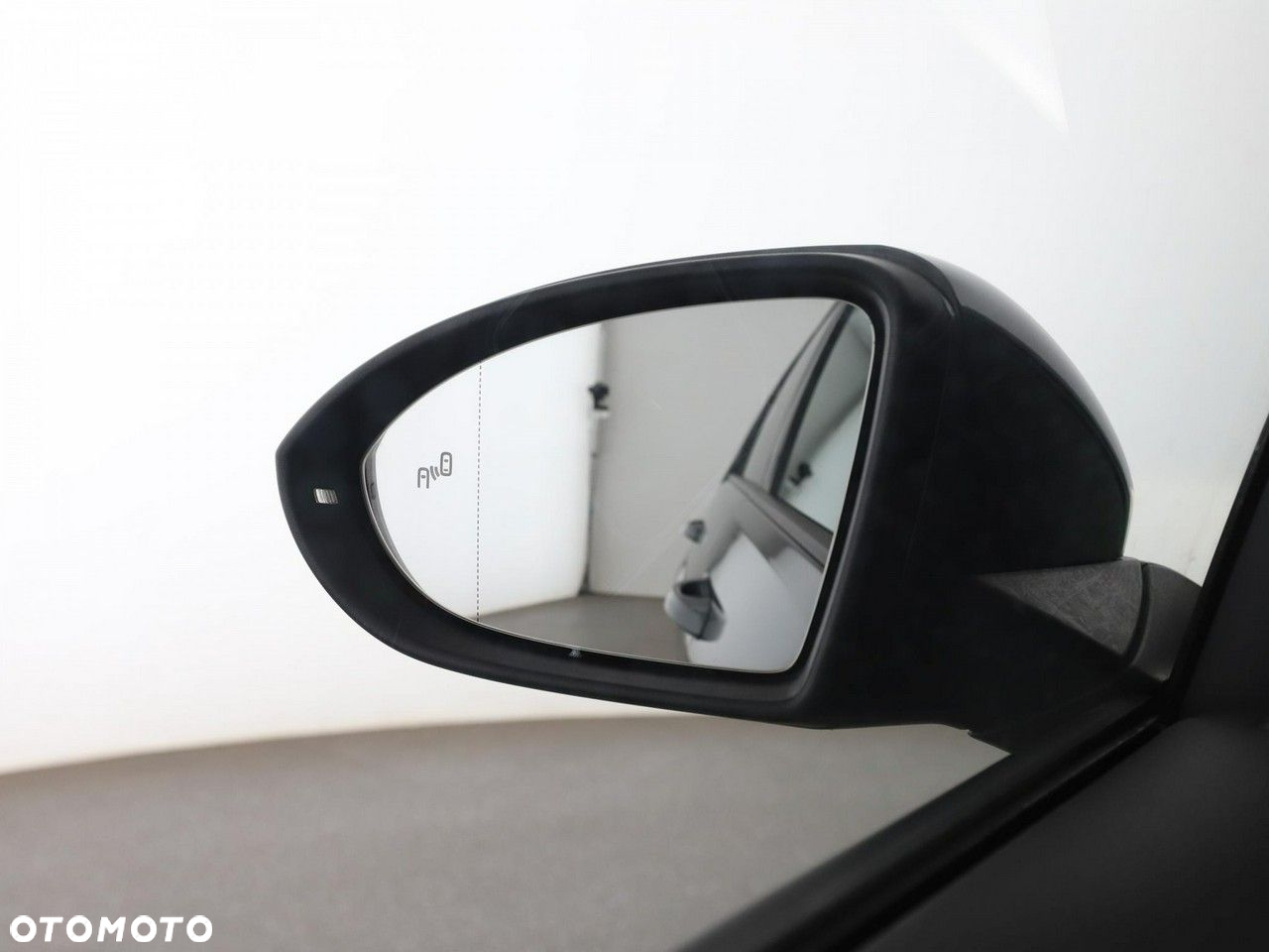 Volkswagen Golf GTI (BlueMotion Technology) DSG Performance - 32