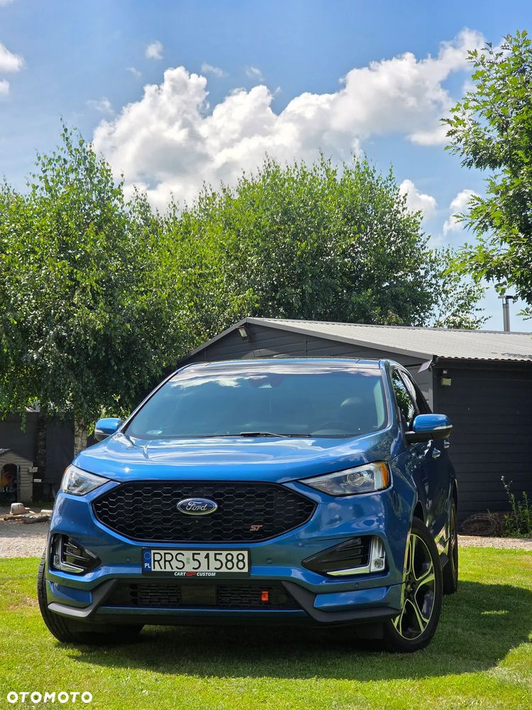 Ford Edge - 1
