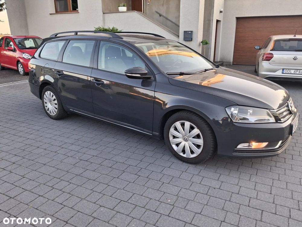 Volkswagen Passat 1.6 TDI BlueMotion - 23