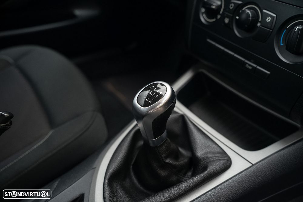 BMW 118 d - 11