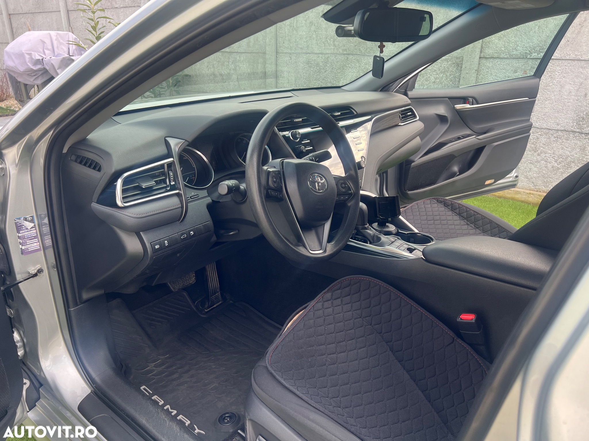 Toyota Camry Executive - 3