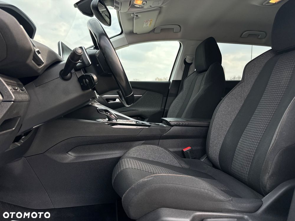 Peugeot 5008 1.5 BlueHDi Active S&S EAT8 - 18
