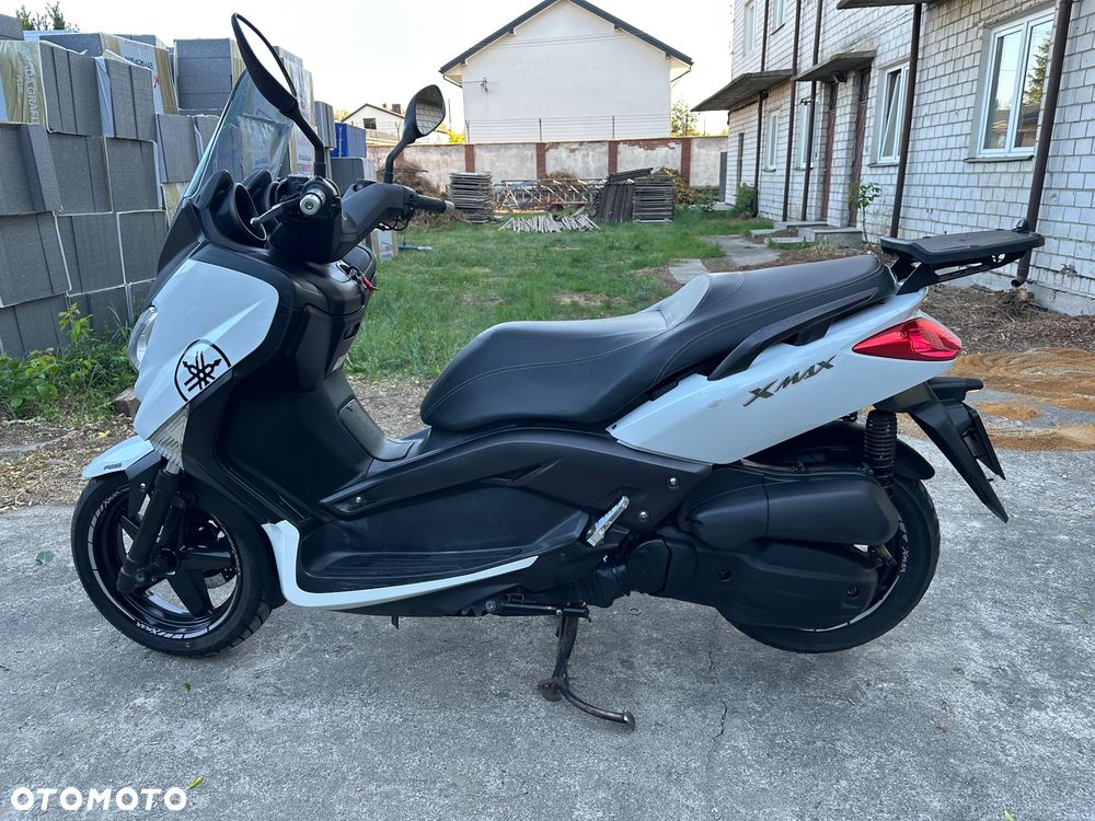 Yamaha X-max - 9