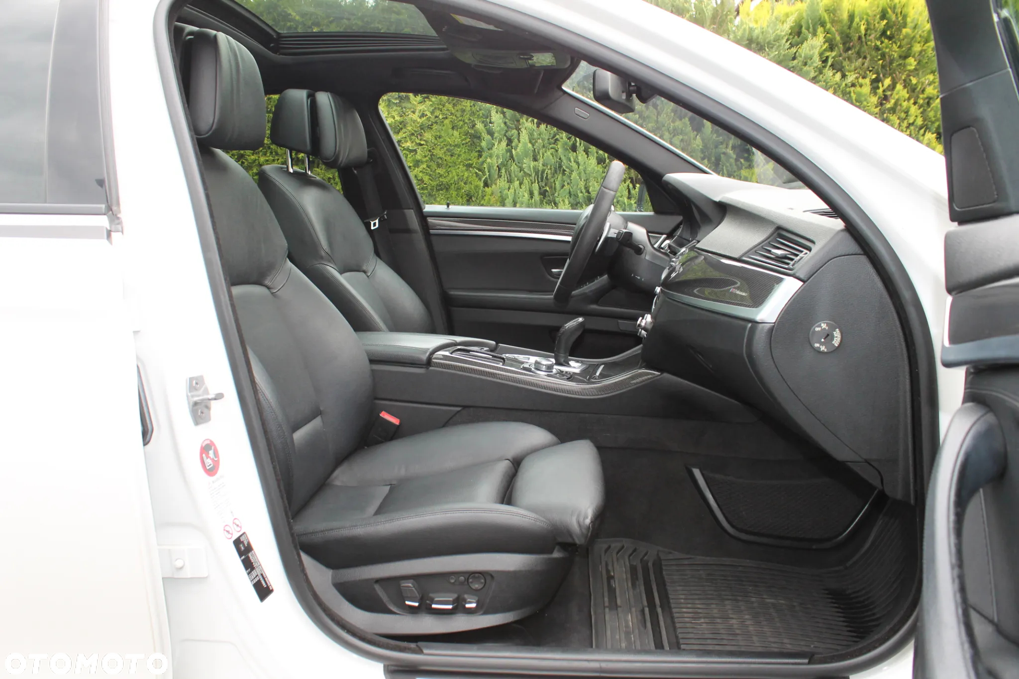 BMW Seria 5 530d xDrive - 17