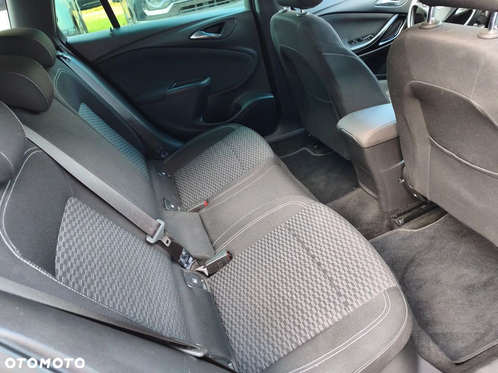 Opel Astra 1.4 Turbo Dynamic - 23