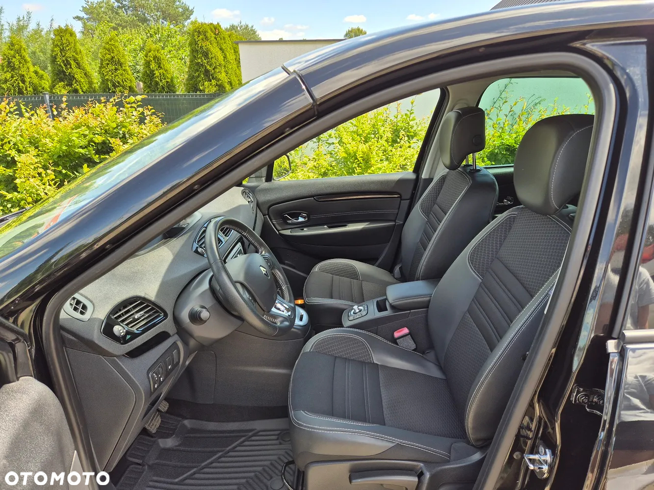 Renault Scenic - 11