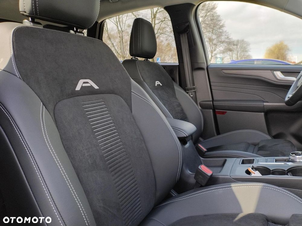 Ford Kuga 2.5P PHEV FWD Active X eCVT - 36