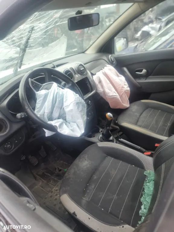 Dezmembrez Dacia Logan 2 facelift MCV, an 2018, motor 1.5 dci cutie de viteze manuala 5+1 trepte - 2