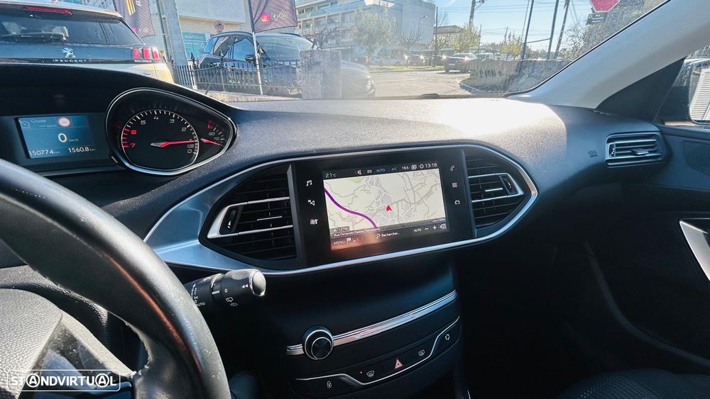 Peugeot 308 PureTech 110 Stop & Start Allure - 17