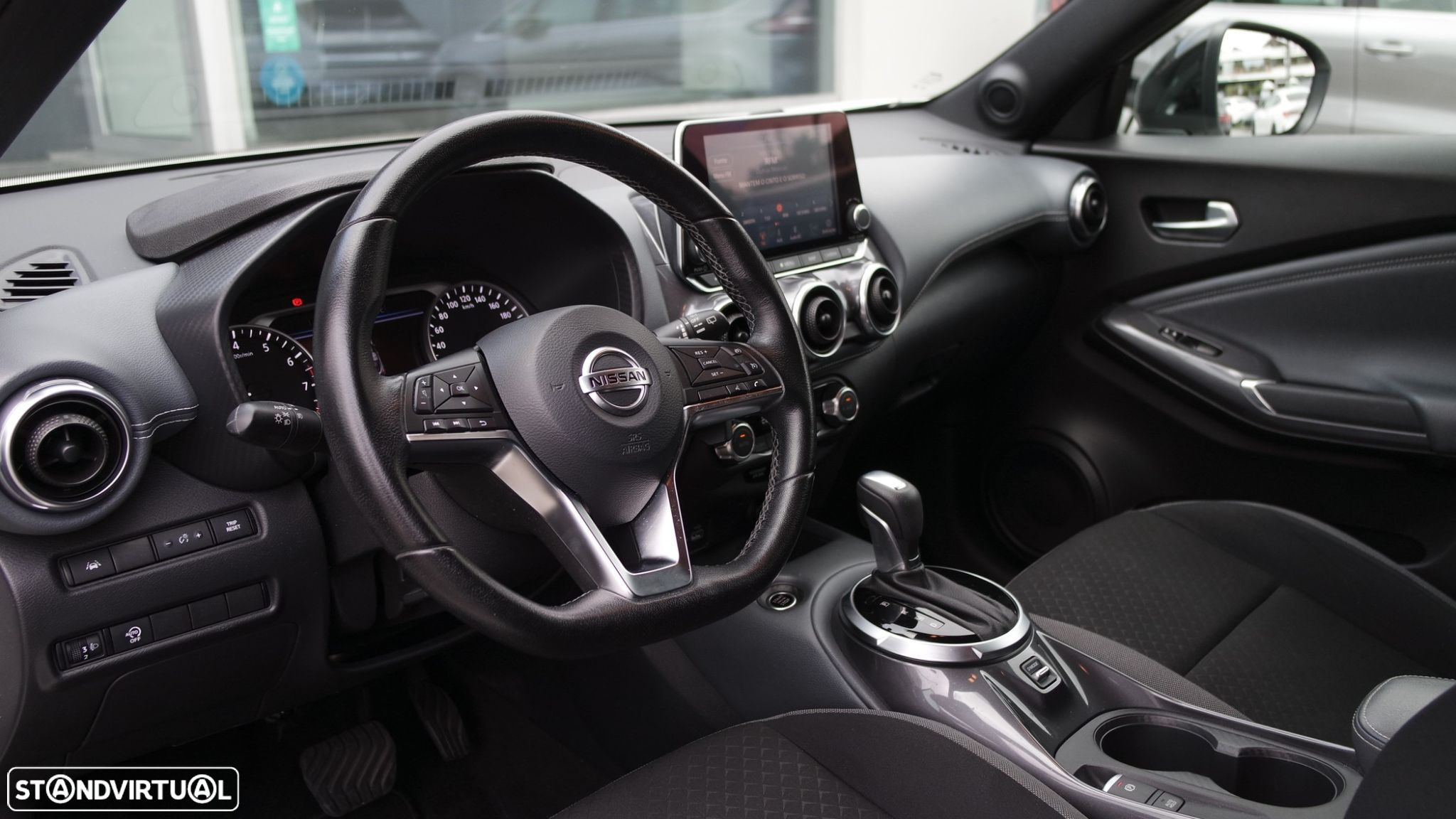 Nissan Juke 1.0 DIG-T N-Connecta DCT - 13