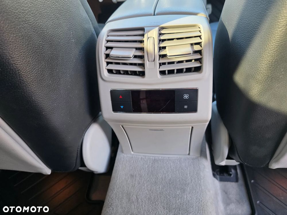 Mercedes-Benz Klasa E 300 BlueTEC 7G-TRONIC Avantgarde - 17