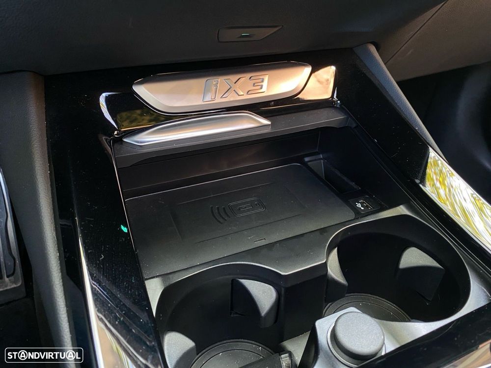 BMW iX3 M Sport Impressive - 15
