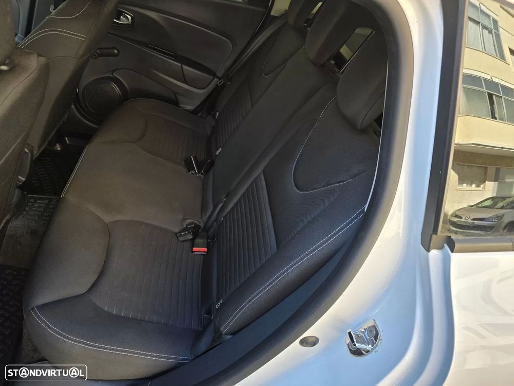 Renault Clio Sport Tourer 1.5 dCi Limited - 9