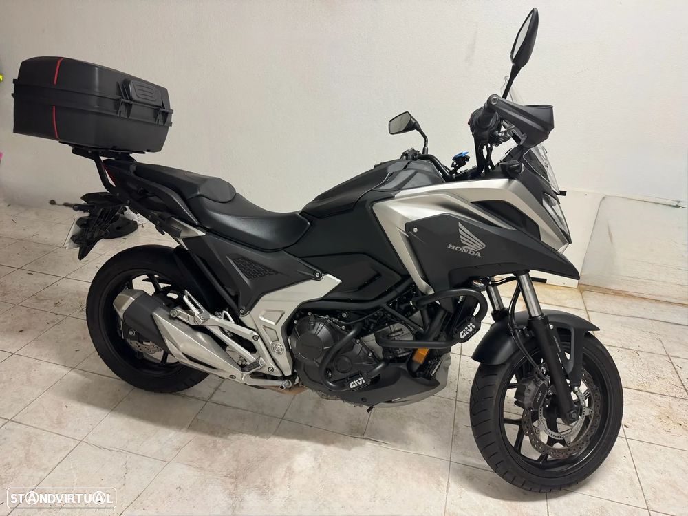 Honda NC750X - 1