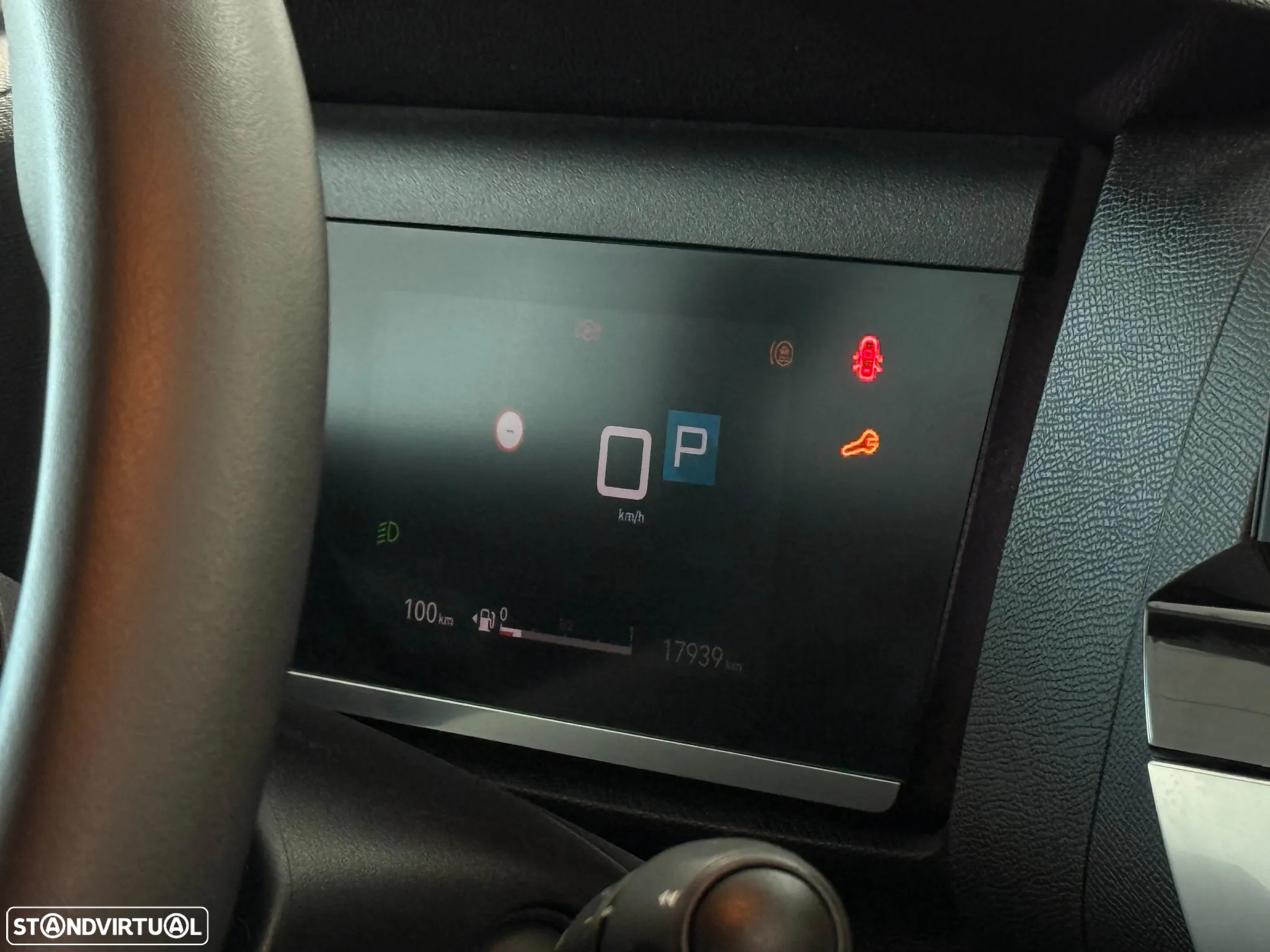 Citroën C4 X 1.2 PureTech Plus EAT8 - 8