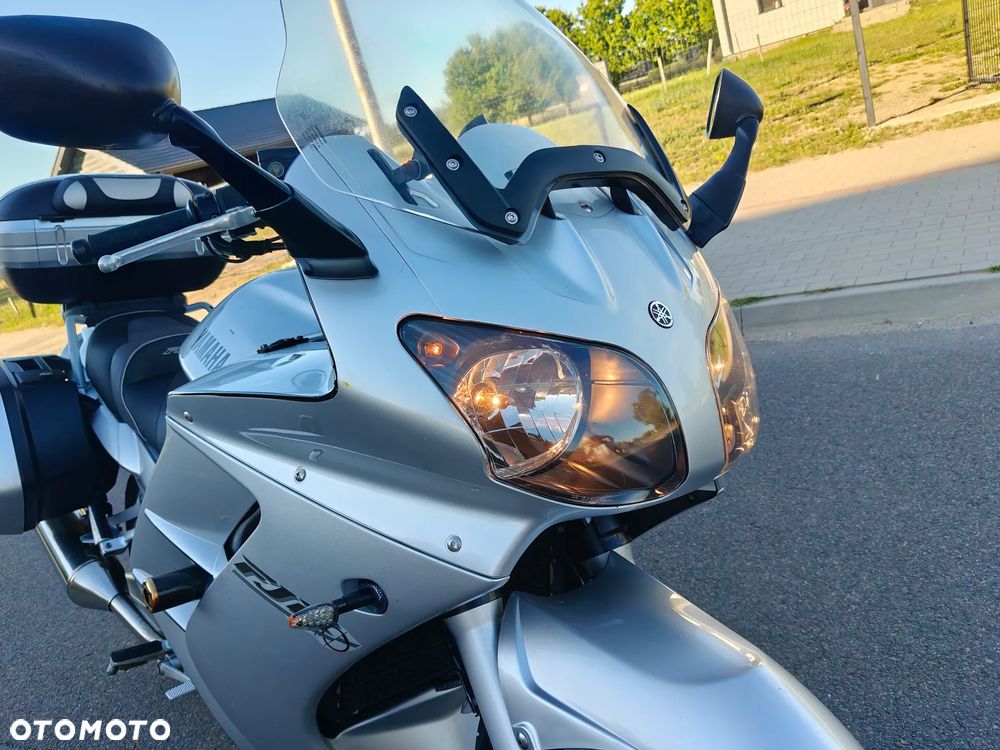 Yamaha FJR - 10