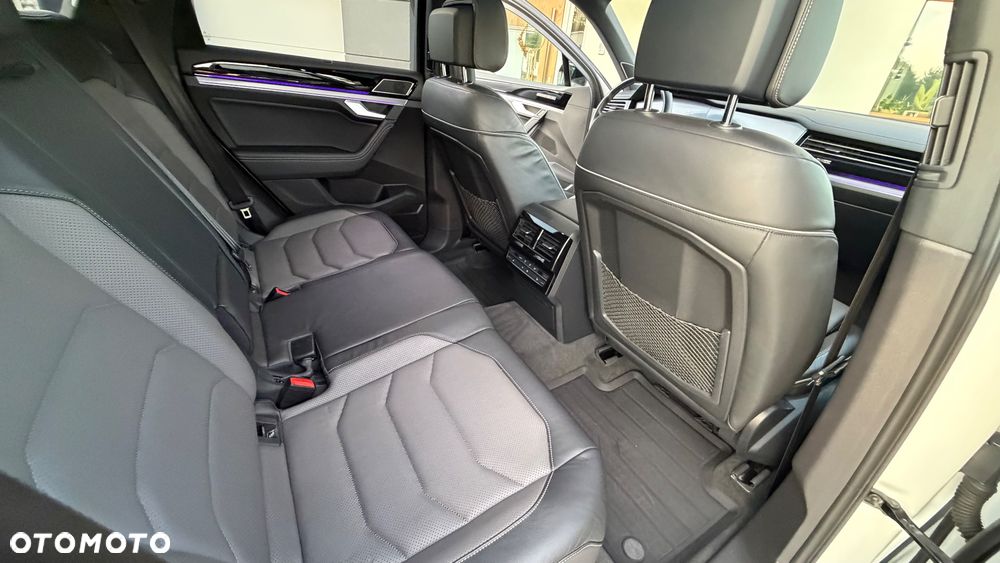 Volkswagen Touareg 3.0 V6 TDI SCR 4Mot - 16