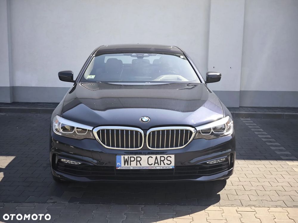 BMW Seria 5 530i Sport Line - 9
