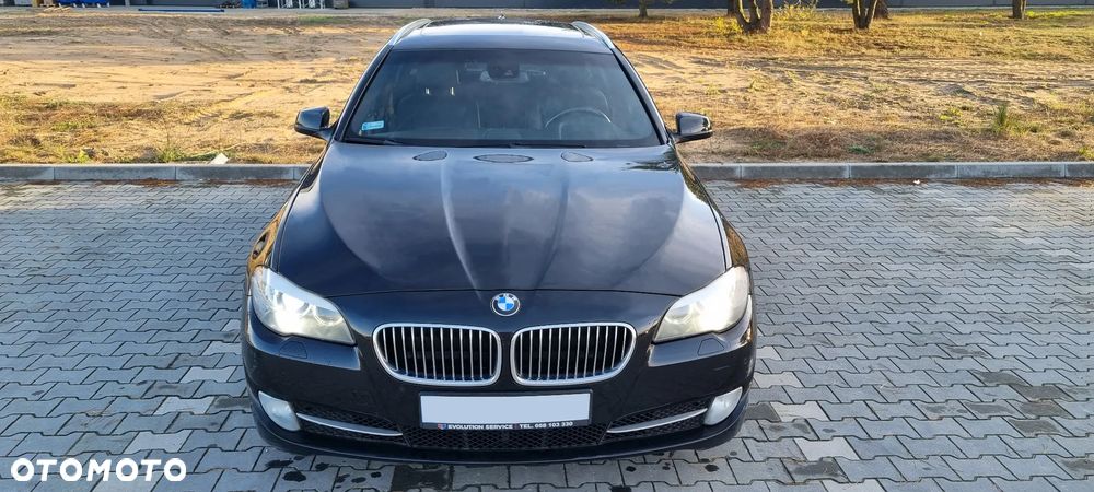 BMW Seria 5 520d Touring - 2
