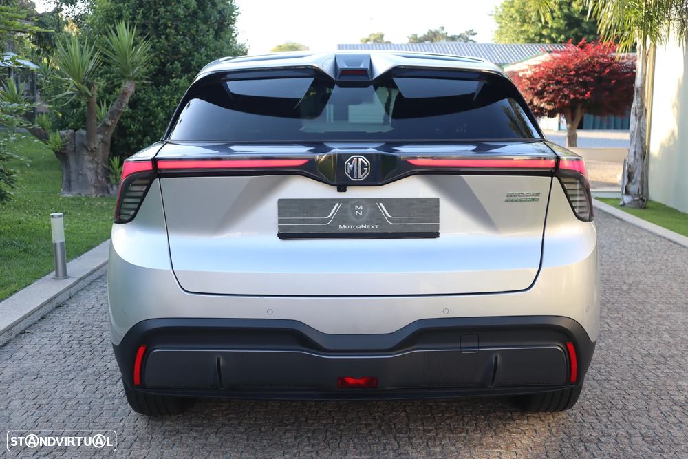 MG MG4 64 kWh Luxury - 7